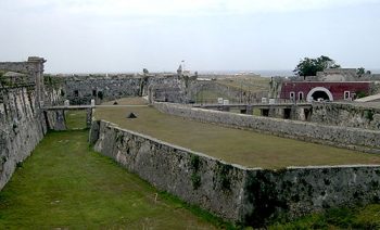Treno rosso Cabaña fortezza-foto-di-A. Lucia