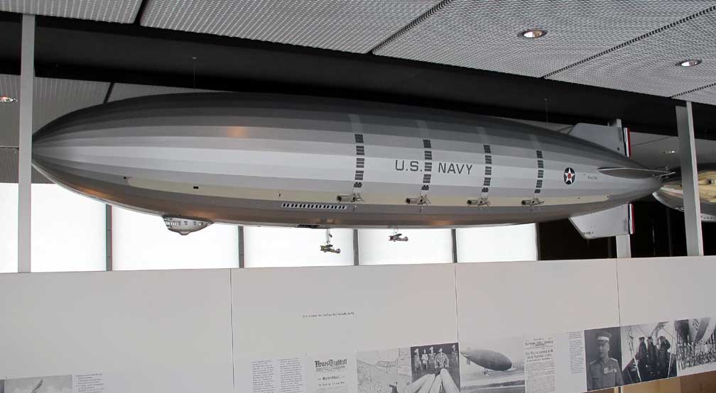 dirigibili Zeppelin Museum di Friedrichshafen foto di Gary A Baratta