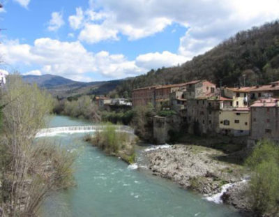 Fiume Arno visto-dal ponte di Capolona