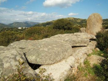 pietre Orgali -Tomba dei giganti