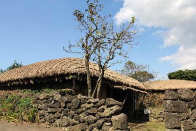 heju Case di pietra in un villaggio dell'isola