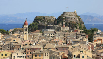 Corfu-La-città-vecchia (foto: Martin Falbisoner)