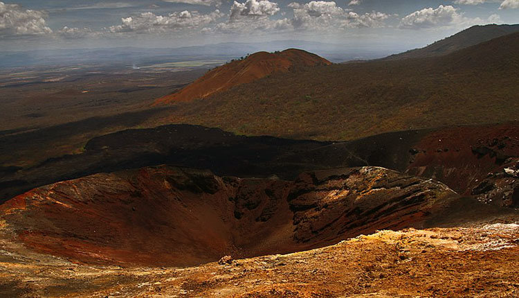 Nicaragua Il cratere du Cerro Negro - foto Guillaume Baviere www.commons.wikimedia.org
