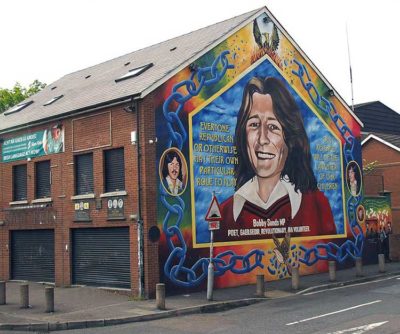 Belfast, la storia sui “murales”