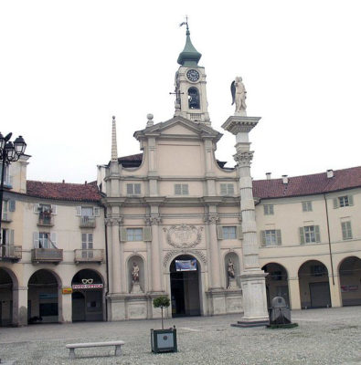 Centro storico di Venaria Reale, piazza dell'Annunziata
