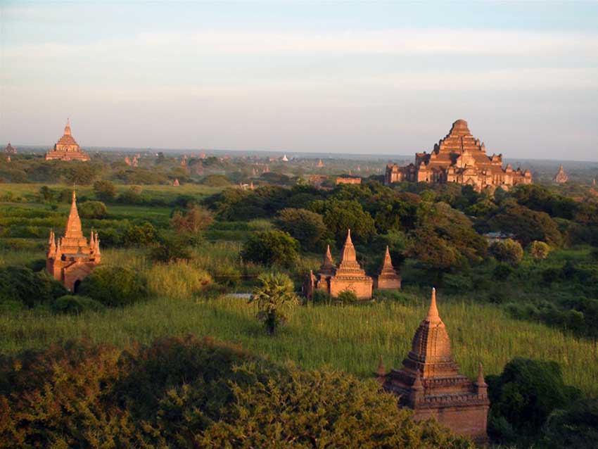 Myanmar Templi-Birmani