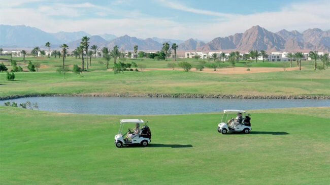 Il golf tra i canyon del Sinai