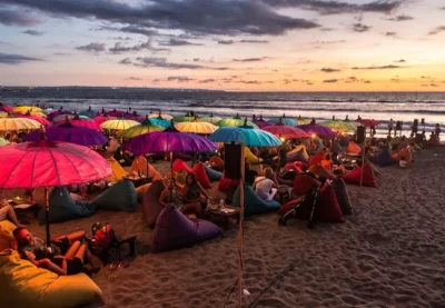 Tramonto sulla spiaggia di Kuta