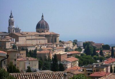 Ancona: architettura e cucina