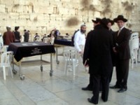 Israele, la storia infinita 3 Israele Ebrei ortodossi vicino al Muso del pianto