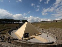 Pompei: inaugurata la mostra dei calchi nella piramide ‘d’oro’