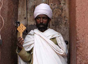 Etiopia Un religioso in Lalibela. Foto Diego Caballo