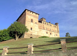 castelli Grinzane Cavour