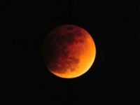 Luna rossa la notte del 15 giugno