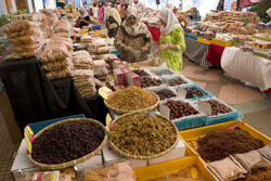 Malesia Pekan rabu, il mercato del mercoledì nella città malese Alor Star