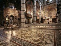 Il pavimento del Duomo di Siena è visibile al pubblico
