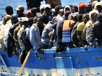 Costa e AIDA a sostegno dei rifugiati in Italia e Germania