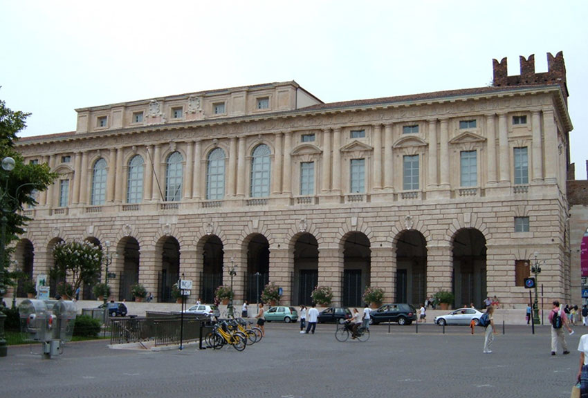 Palazzo_della_Gran_Guardia_Verona