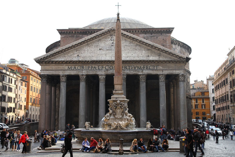 Pantheon-e-Fontana