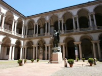Pinacoteca di Brera, il cortile interno