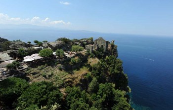Corsica: Cap Corse lo sguardo oltre la nave