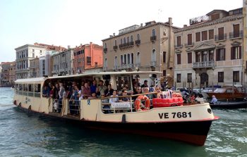 venezia-vaporetto-linea-1-canal-grande