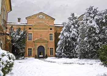 castello-di-rivalta-neve-nel-parco