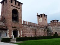 Il cortile interno del museo di Castelvecchio a Verona