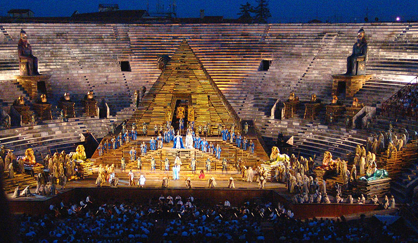Copertura Arena-di-Verona-rappresentazione-Aida-Giuseppe-Verdi