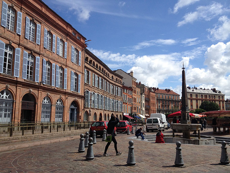 TolosaPiazzadelcentrostorico Mondointasca