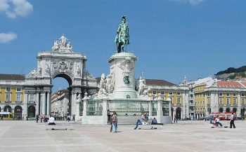 Lisbona Piazza-del-Commercio