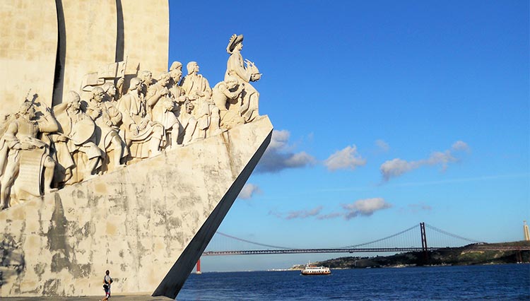 Lisbona monumento a Vasco De Gama