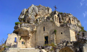 chiesa-rupestre-S-Maria-de-Idris