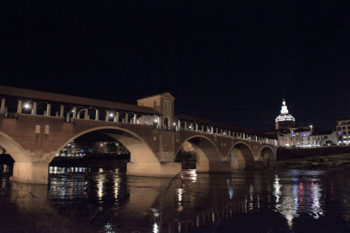 Pavia, Ponte Coperto con vista del Duomo (foto:©Matteo Marinelli ©Scilla Nascimbene Mondointasca.it)