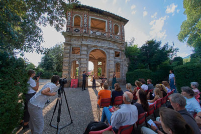 Villa Reale, grotta del Dio Pan, concerto in villa (foto: © emilio dati - Mondointasca.it)