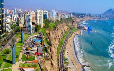 Lima-affacciata-sull-Oceano-Pacifico-foto-Viaggiland