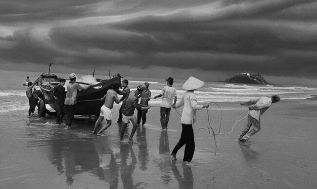 Southern Vietnam, 1995. Mostra Exodus © Sebastião Salgado - Contrasto