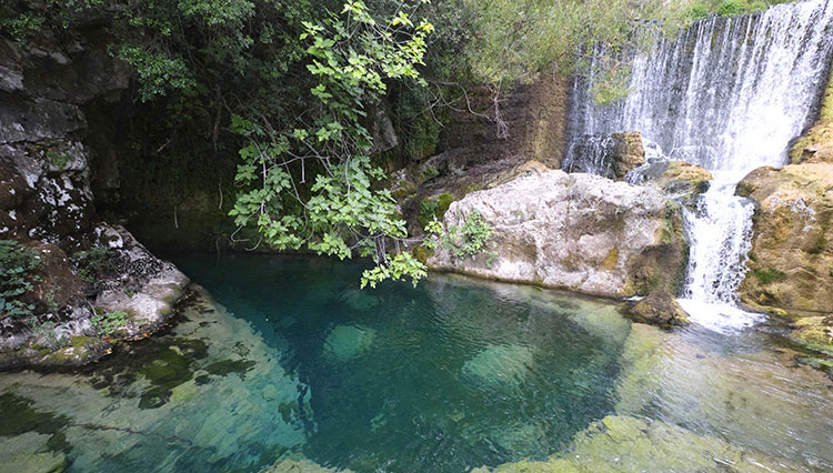 Cilento Sant-Angelo-a-Fasanella-Cascata-Auso © Photo Emilio Dati