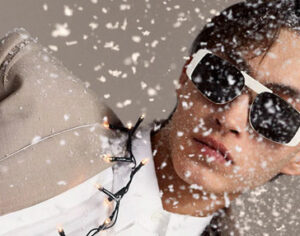 Sotto l’albero un paio di occhiali!