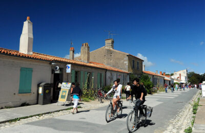 Sull'isola-di-Aix-si-gira-solo-in-bicicletta©-Dario-Bragaglia