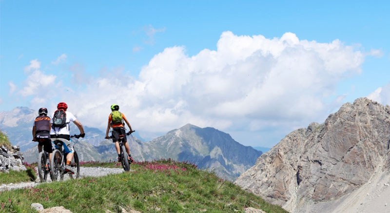 Limone Piemonte Alta Via-del-Sale-in-mountain-bike
