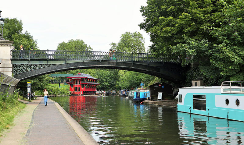 Il tratto del canale lungo Regent's Park