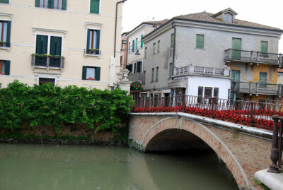 Adria, ponte sul Canal Bianco (foto p.ricciardi © mondointasca.it)