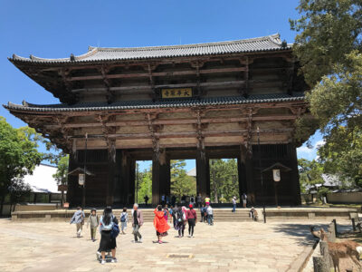 Santuario-buddhista-di-Tōdai-ji-a-Nara