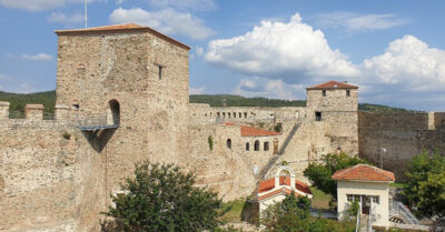 Mura che uniscono Fortezza-dell’Eptapyrgio-nella-cittadella-di-Salonicco