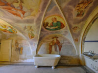 Affreschi nella sala da bagno a Palazzo Gonzaga (ph © emilio dati – mondointasca)