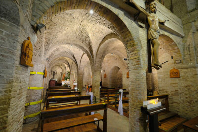 incanti d'arte Montecosaro Scalo, Basilica romanica di Santa Maria a Pie' di Chienti