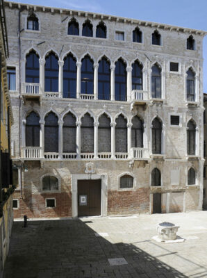 Palazzo Fortuny facciata su Campo San Beneto