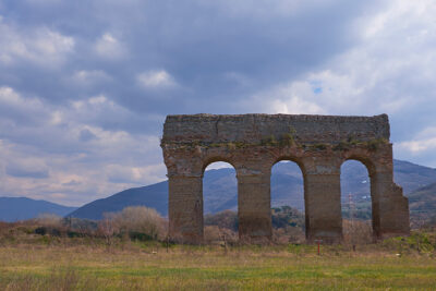 Acquedotto romano Anio Novus zona archeologica (Ph. © 2022 emilio dati – mondointasca.it)
