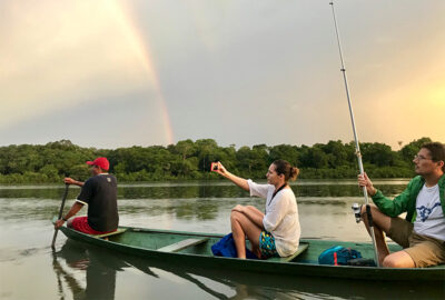Xixuau Amazon Ecolodge a pesca sul fiume